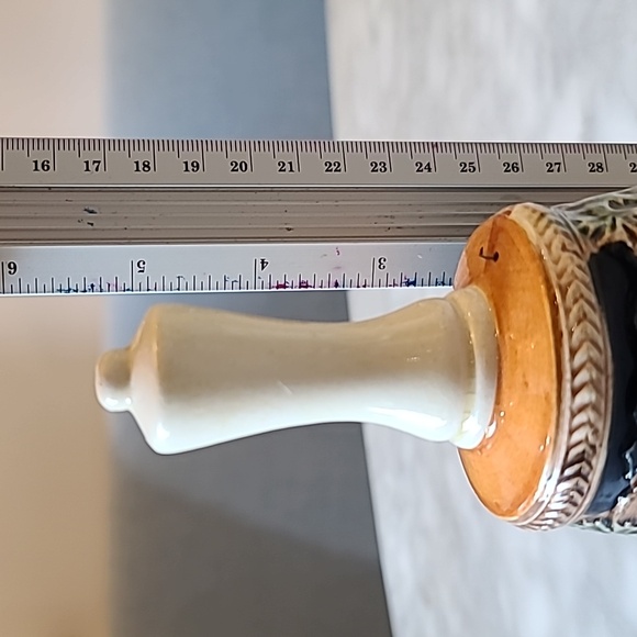 Vintage 1950s Chateau Frontenac Ceramic Bell - Picture 7 of 7